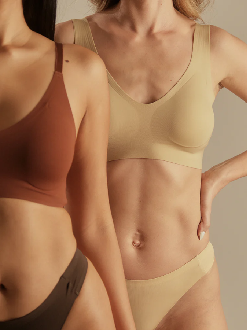 Seamless Chic Thongs