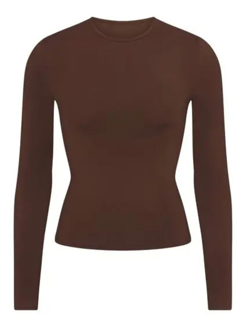 Long Sleeve Fitted T-Shirt